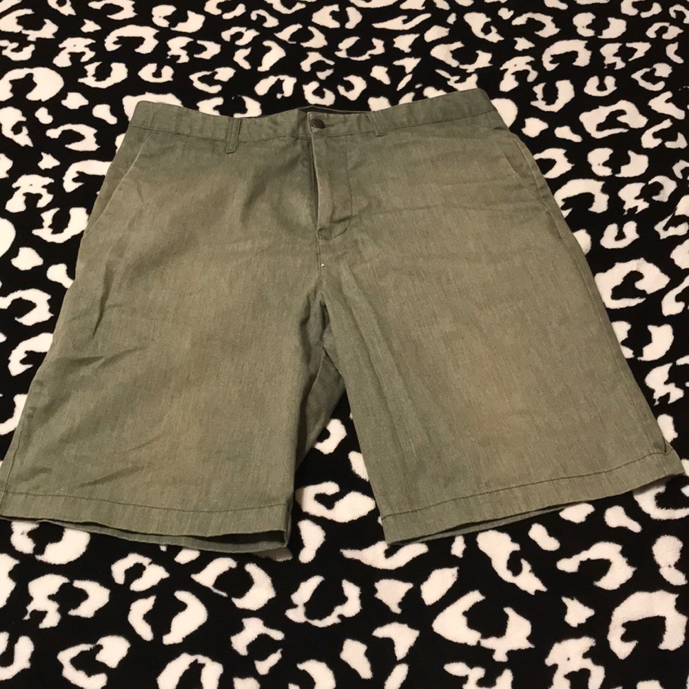 Volcome shorts